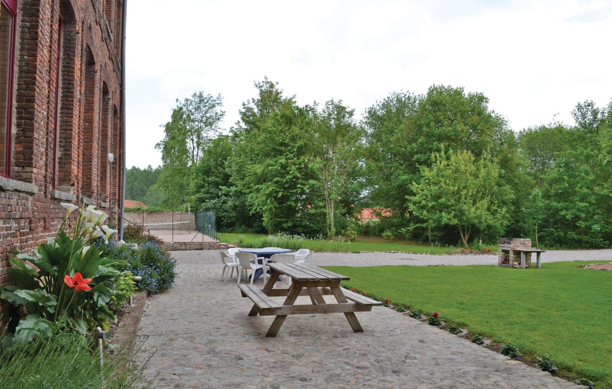 Pet Friendly Home In Quiestede With Kitchen Bagian luar foto