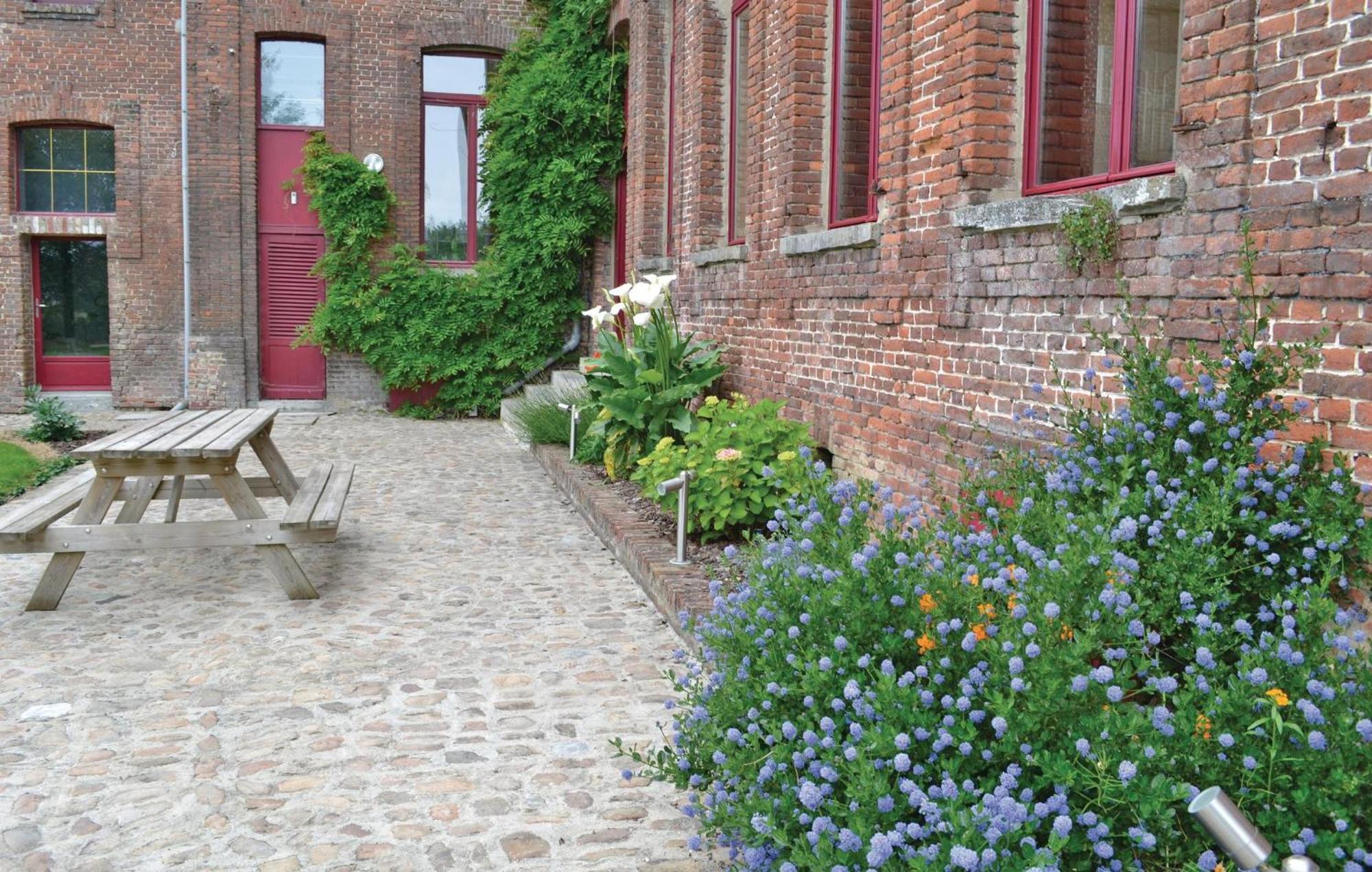 Pet Friendly Home In Quiestede With Kitchen Bagian luar foto